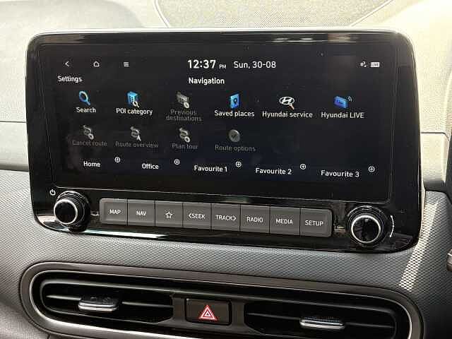 Hyundai KONA Premium Hybrid 1.6 GDi HEV (141ps) Cyber Grey