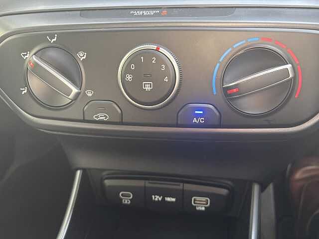 Hyundai I20 Black Line 1.0 T-GDi (90ps) Mangrove Green