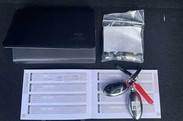 Hyundai KONA N Line Hybrid 1.6 GDi HEV (129ps) Ultimate Red