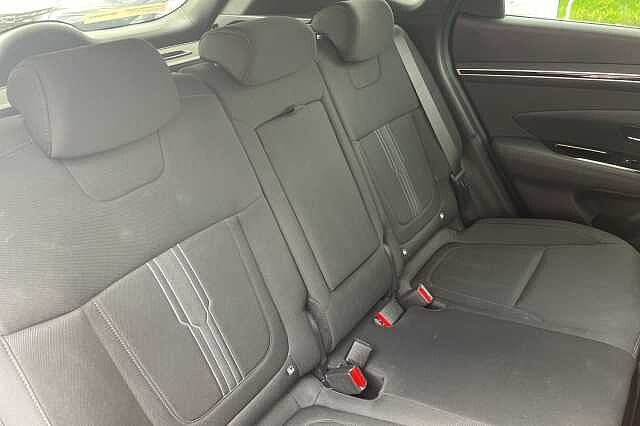 Hyundai TUCSON Premium Hybrid 1.6 T-GDi HEV (230ps) Red
