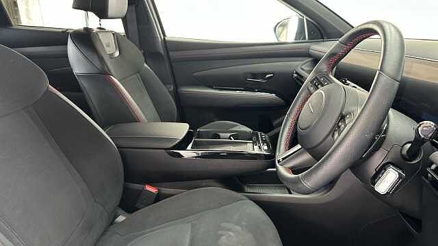 Hyundai TUCSON 1.6T N Line S SUV 5dr Petrol Hybrid Auto Euro 6 (s/s) (239 ps) Black