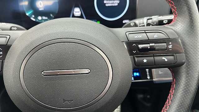 Hyundai TUCSON 1.6T N Line S SUV 5dr Petrol Hybrid Auto Euro 6 (s/s) (239 ps) Black