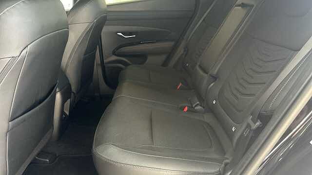 Hyundai TUCSON 1.6 T-GDi 13.8kWh Black Line SUV 5dr Petrol Plug-in Hybrid Auto Euro 6 (s/s) (25 BLACK