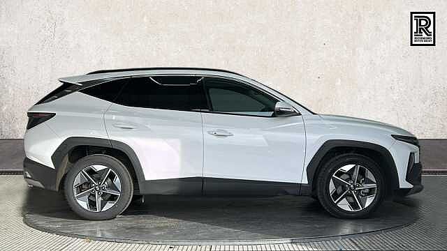 Hyundai TUCSON 1.6 T-GDi Premium SUV 5dr Petrol Hybrid Auto Euro 6 (s/s) (215 ps) Atlas White
