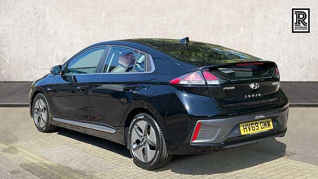 Hyundai IONIQ 1.6 h-GDi 1st Edition DCT Euro 6 (s/s) 5dr Phantom Black