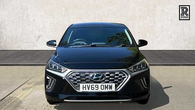 Hyundai IONIQ 1.6 h-GDi 1st Edition DCT Euro 6 (s/s) 5dr Phantom Black