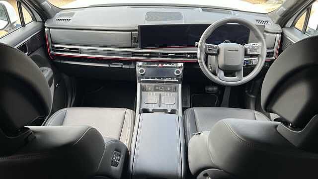 Hyundai SANTA FE 1.6 T-GDi 13.8kWh Calligraphy SUV 5dr Petrol Plug-in Hybrid Auto 4WD Euro 6 (s/s Creamy White Pearl