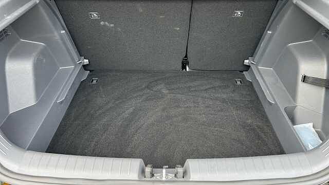 Hyundai BAYON 1.0 T-GDi Tech Line SUV 5dr Petrol DCT Euro 6 (s/s) (90 ps) PHANTOM BLACK