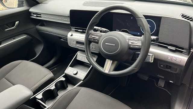 Hyundai KONA 65.4kWh Advance SUV 5dr Electric Auto (218 ps) Ecotronic Grey
