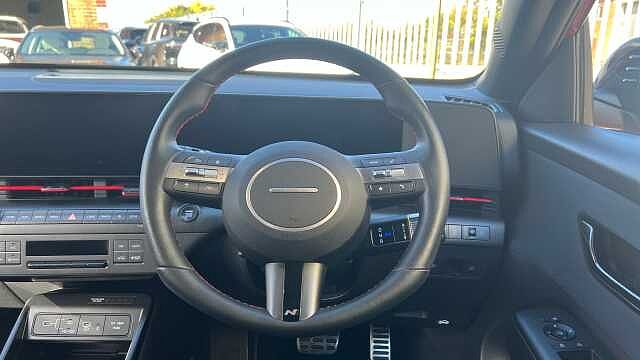 Hyundai KONA 1.6 h-GDi N Line SUV 5dr Petrol Hybrid DCT Euro 6 (s/s) (141 ps) Ultimate Red