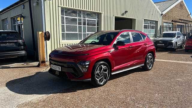 Hyundai KONA 1.6 h-GDi N Line SUV 5dr Petrol Hybrid DCT Euro 6 (s/s) (141 ps) Ultimate Red