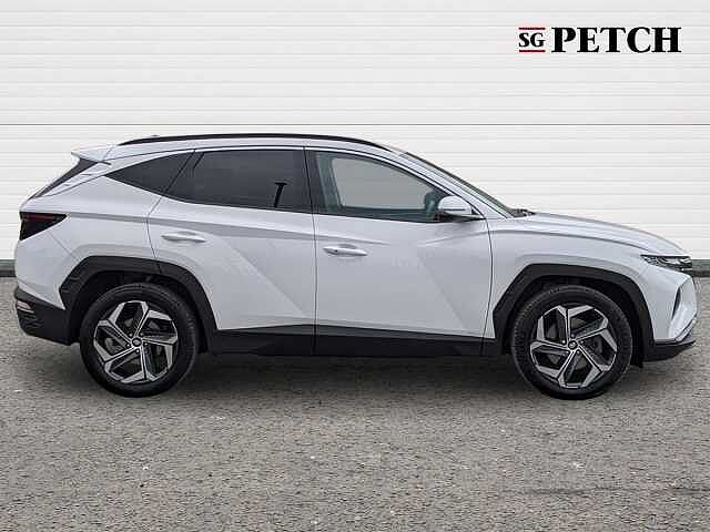Hyundai TUCSON 1.6 TGDi Hybrid 230 Premium 5dr 2WD Auto White