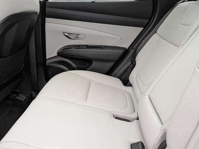 Hyundai TUCSON 1.6T Hybrid Ultimate 5dr Auto Black