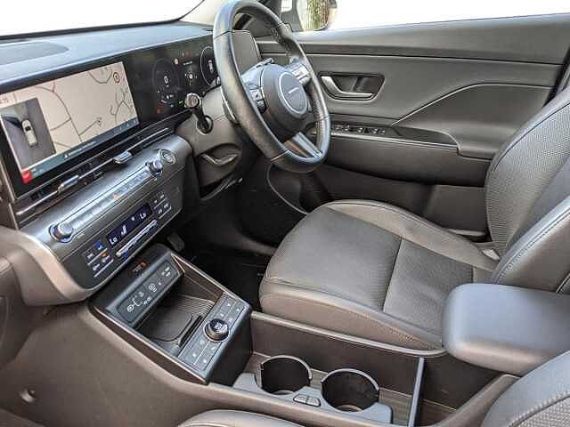 Hyundai KONA 1.6 GDi Hybrid Ultimate 5dr DCT White