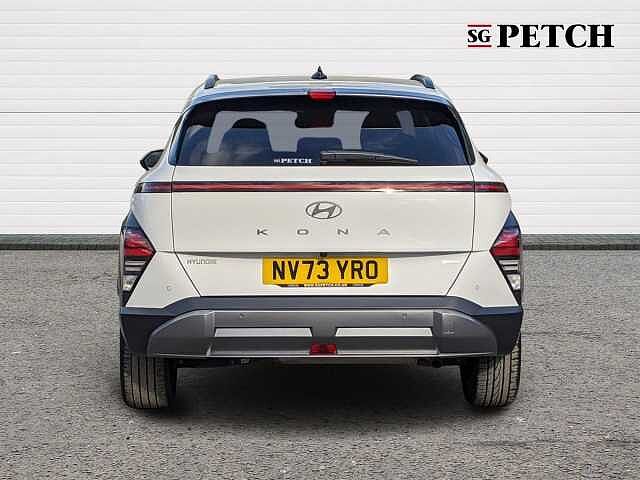 Hyundai KONA 1.6 GDi Hybrid Ultimate 5dr DCT White