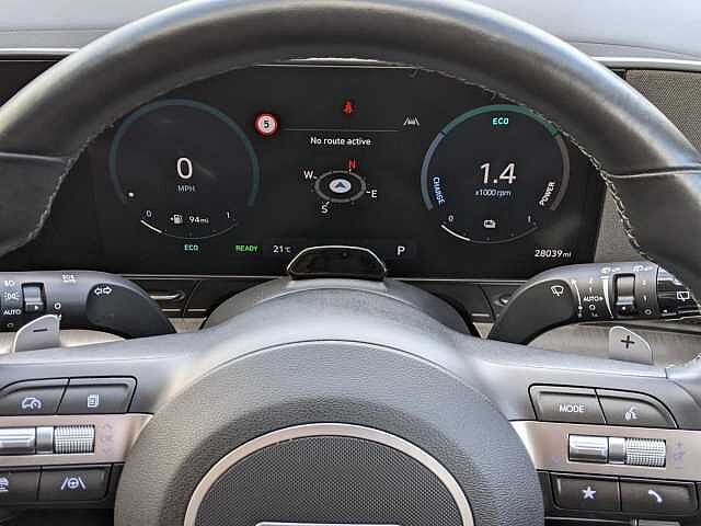 Hyundai KONA 1.6 GDi Hybrid Ultimate 5dr DCT White