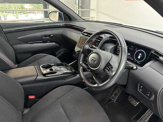 Hyundai TUCSON 1.6 h T-GDi N Line SUV 5dr Petrol Hybrid Auto Euro 6 (s/s) (230 ps) Atlas White