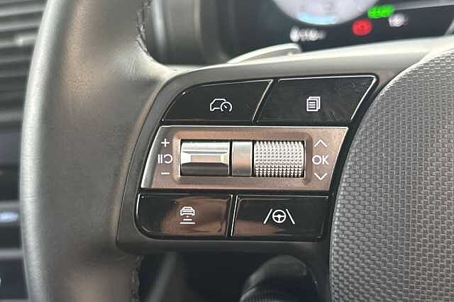 Hyundai INSTER 02 Black