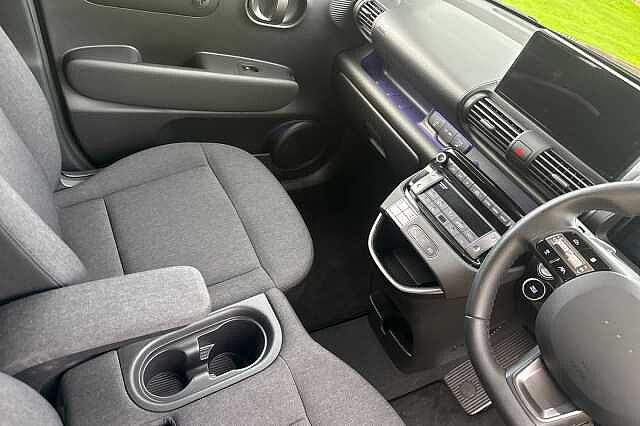 Hyundai INSTER 02 Black