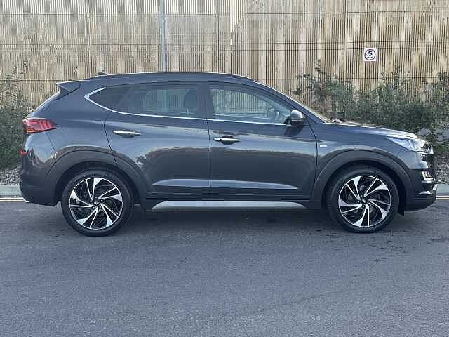 Hyundai TUCSON 2.0 CRDi 48V MHD Premium SE 5dr 4WD DCT Grey