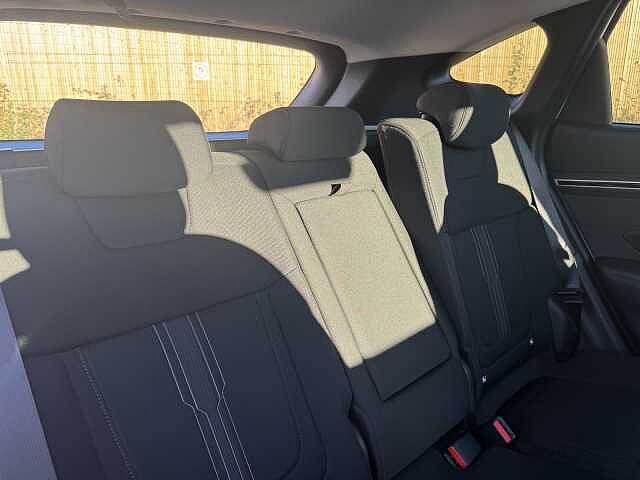 Hyundai TUCSON 1.6 TGDi Hybrid 230 SE Connect 5dr 2WD Auto White