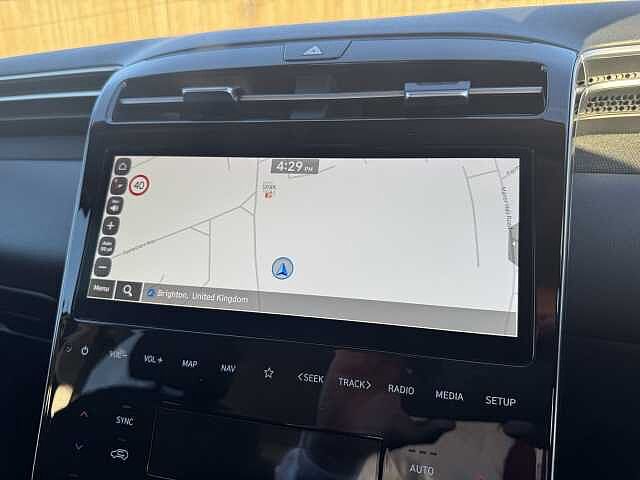 Hyundai TUCSON 1.6 TGDi Hybrid 230 SE Connect 5dr 2WD Auto White