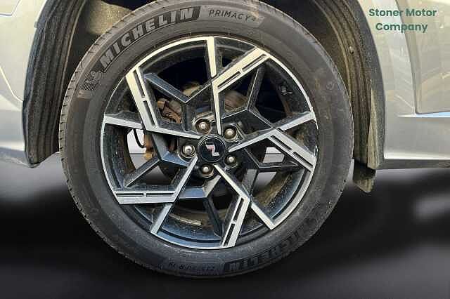 Hyundai TUCSON 1.6T Hybrid N Line S 5dr Auto Silver