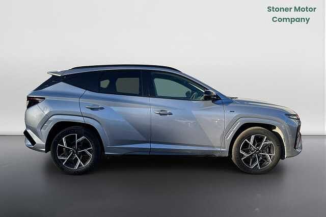 Hyundai TUCSON 1.6T Hybrid N Line S 5dr Auto Silver