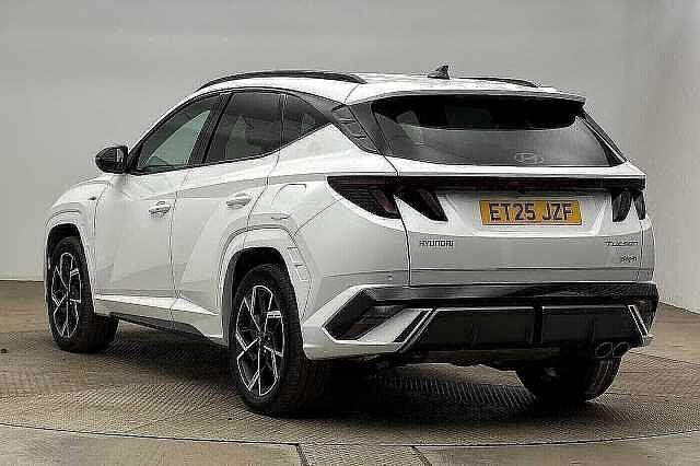 Hyundai TUCSON 1.6T Plug-in Hybrid N Line 5dr 4WD Auto White