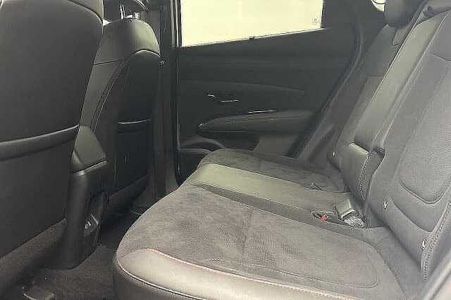 Hyundai TUCSON 1.6T Plug-in Hybrid N Line 5dr 4WD Auto White