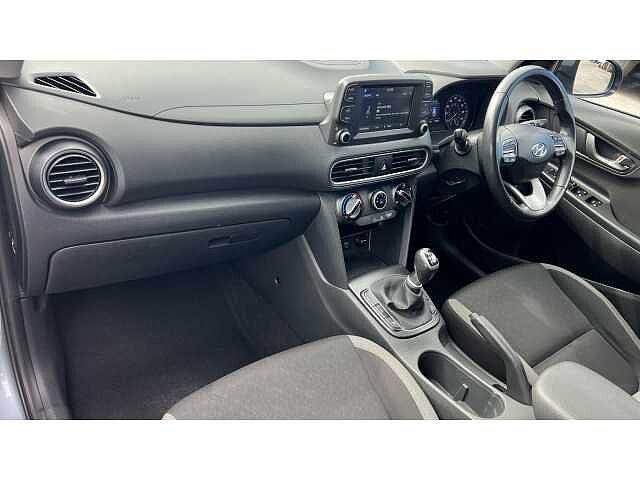 Hyundai KONA KONA 1.0T GDi Play Edition 5dr SILVER
