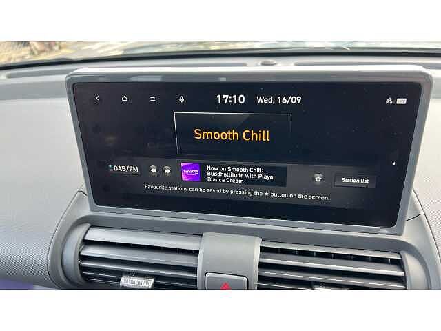 Hyundai INSTER Inster 5Dr HAT 85kW Cross 49kWh Amazonas Green