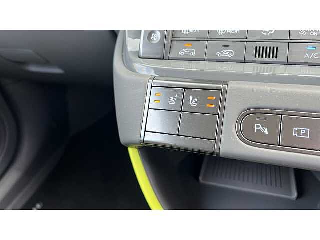 Hyundai INSTER Inster 5Dr HAT 85kW Cross 49kWh Amazonas Green
