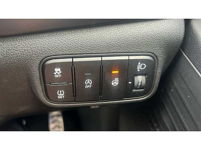 Hyundai BAYON BAYON 1.0 TGDi 48V MHEV Premium 5dr DCT RED