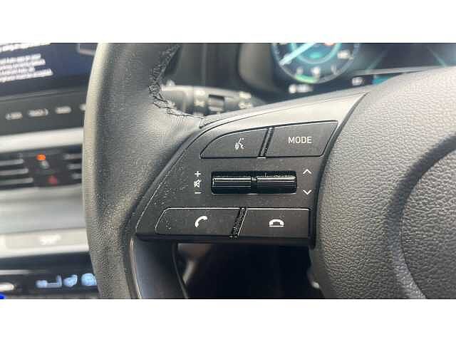 Hyundai BAYON BAYON 1.0 TGDi 48V MHEV Premium 5dr DCT RED