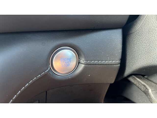 Hyundai SANTA FE SANTA FE 1.6 TGDi Plug-in Hybrid Ultimate 5dr 4WD Auto SILVER