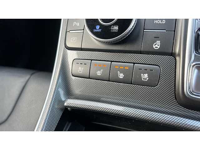 Hyundai SANTA FE SANTA FE 1.6 TGDi Plug-in Hybrid Ultimate 5dr 4WD Auto SILVER