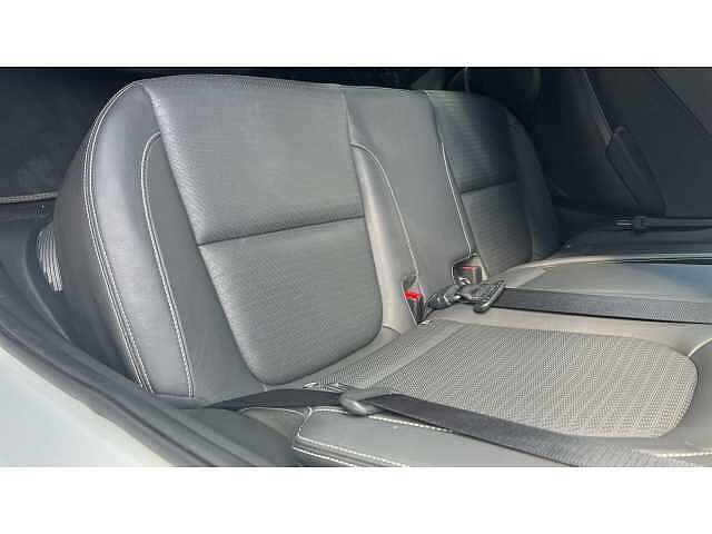 Hyundai KONA KONA 1.6 GDi Hybrid Premium SE 5dr DCT White