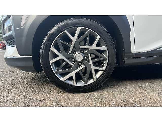 Hyundai KONA KONA 1.6 GDi Hybrid Premium SE 5dr DCT White