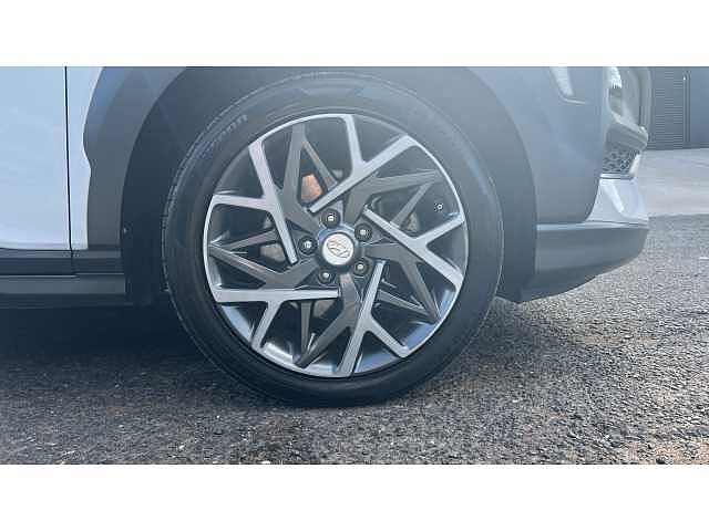 Hyundai KONA KONA 1.6 GDi Hybrid Premium SE 5dr DCT White