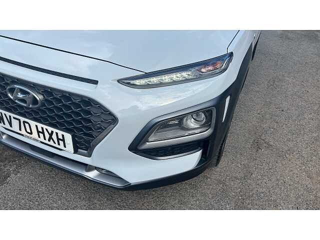 Hyundai KONA KONA 1.6 GDi Hybrid Premium SE 5dr DCT White