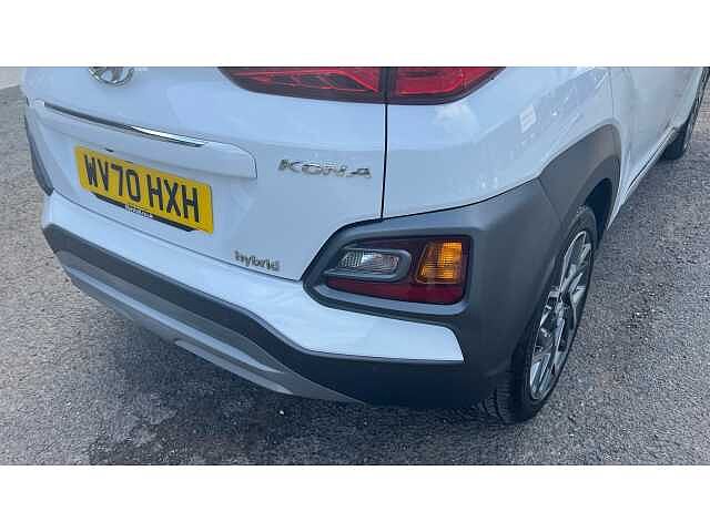 Hyundai KONA KONA 1.6 GDi Hybrid Premium SE 5dr DCT White