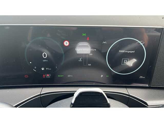 Hyundai SANTA FE SANTA FE 1.6 TGDi 239 Hybrid Calligraphy 5dr 4WD Auto Creamy White