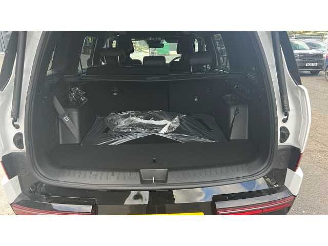 Hyundai SANTA FE SANTA FE 1.6 TGDi 239 Hybrid Calligraphy 5dr 4WD Auto Creamy White