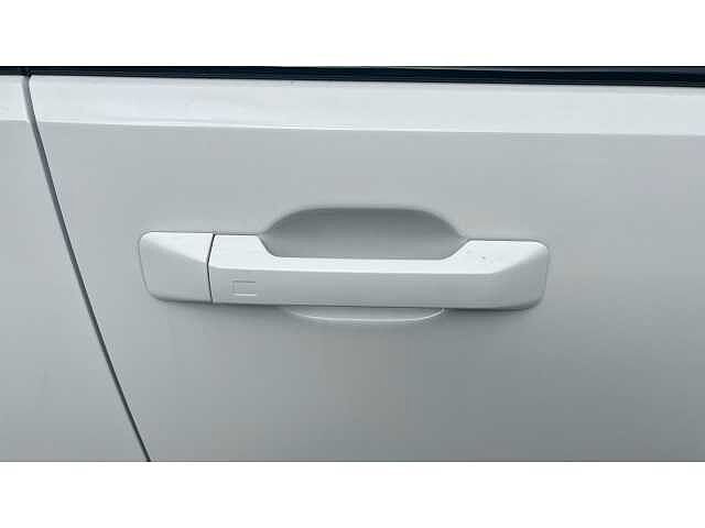 Hyundai SANTA FE SANTA FE 1.6 TGDi 239 Hybrid Calligraphy 5dr 4WD Auto Creamy White