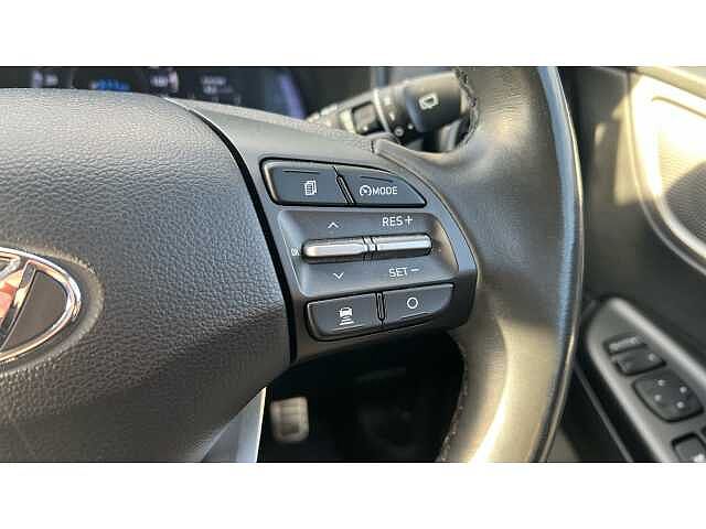 Hyundai KONA KONA 150kW Premium SE 64kWh 5dr Auto RED