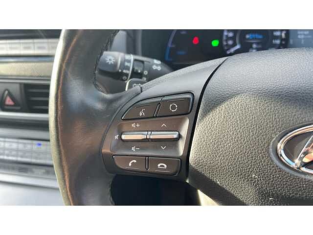 Hyundai KONA KONA 150kW Premium SE 64kWh 5dr Auto RED