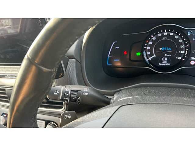 Hyundai KONA KONA 150kW Premium SE 64kWh 5dr Auto RED
