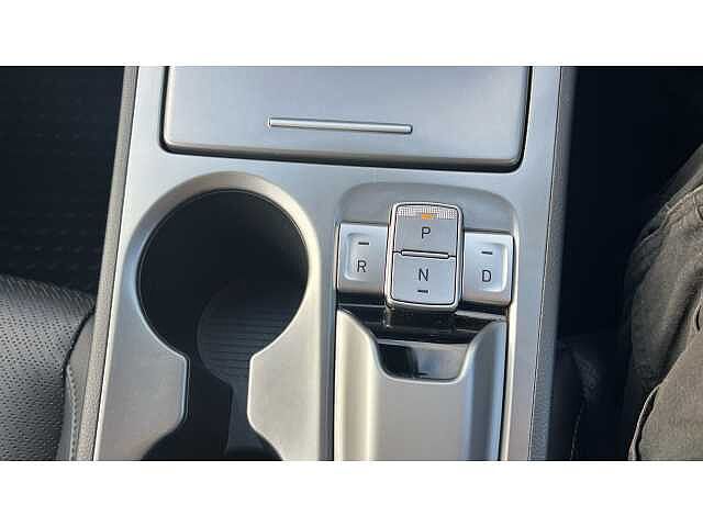 Hyundai KONA KONA 150kW Premium SE 64kWh 5dr Auto RED