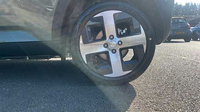 Hyundai INSTER INSTER 85kW 02 49kWh 5dr Auto Jungle Khaki